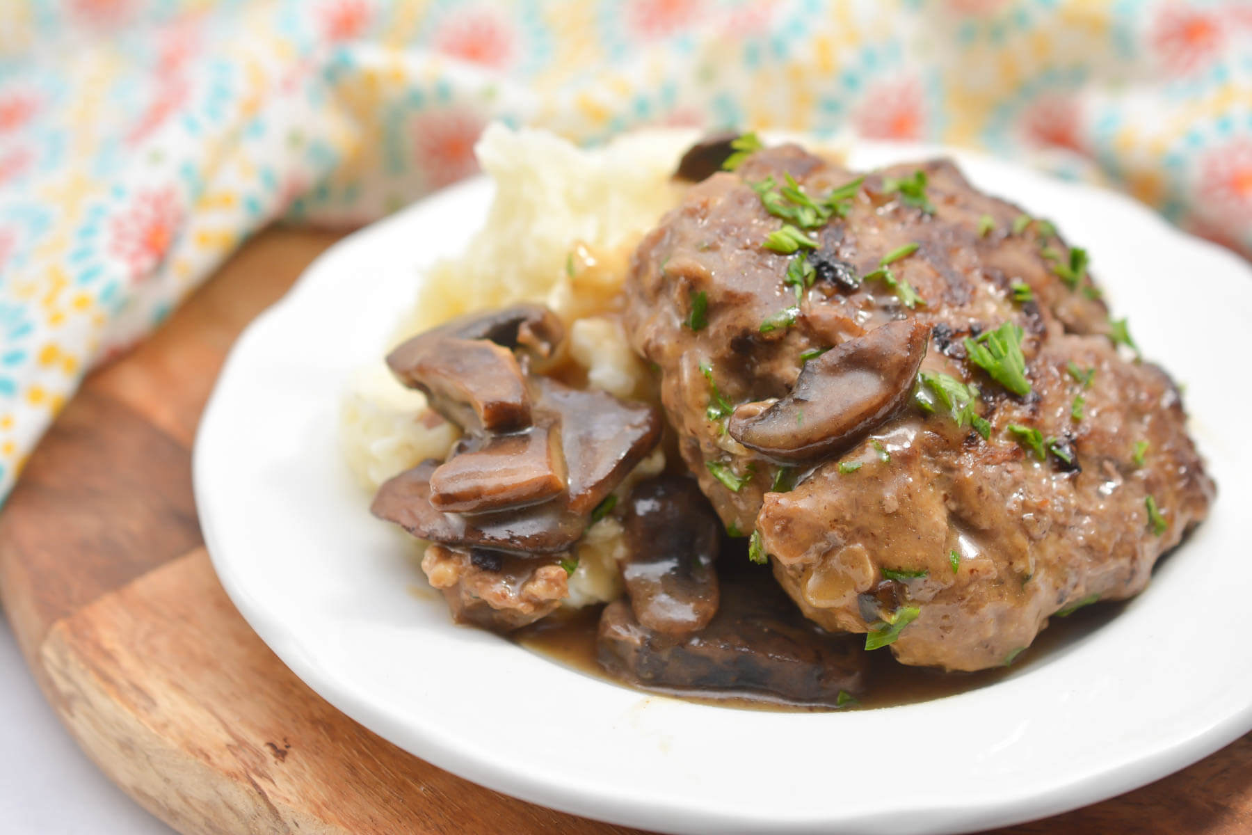 Salisbury Steak with Mashed Potatoes and Mushroom Gravy