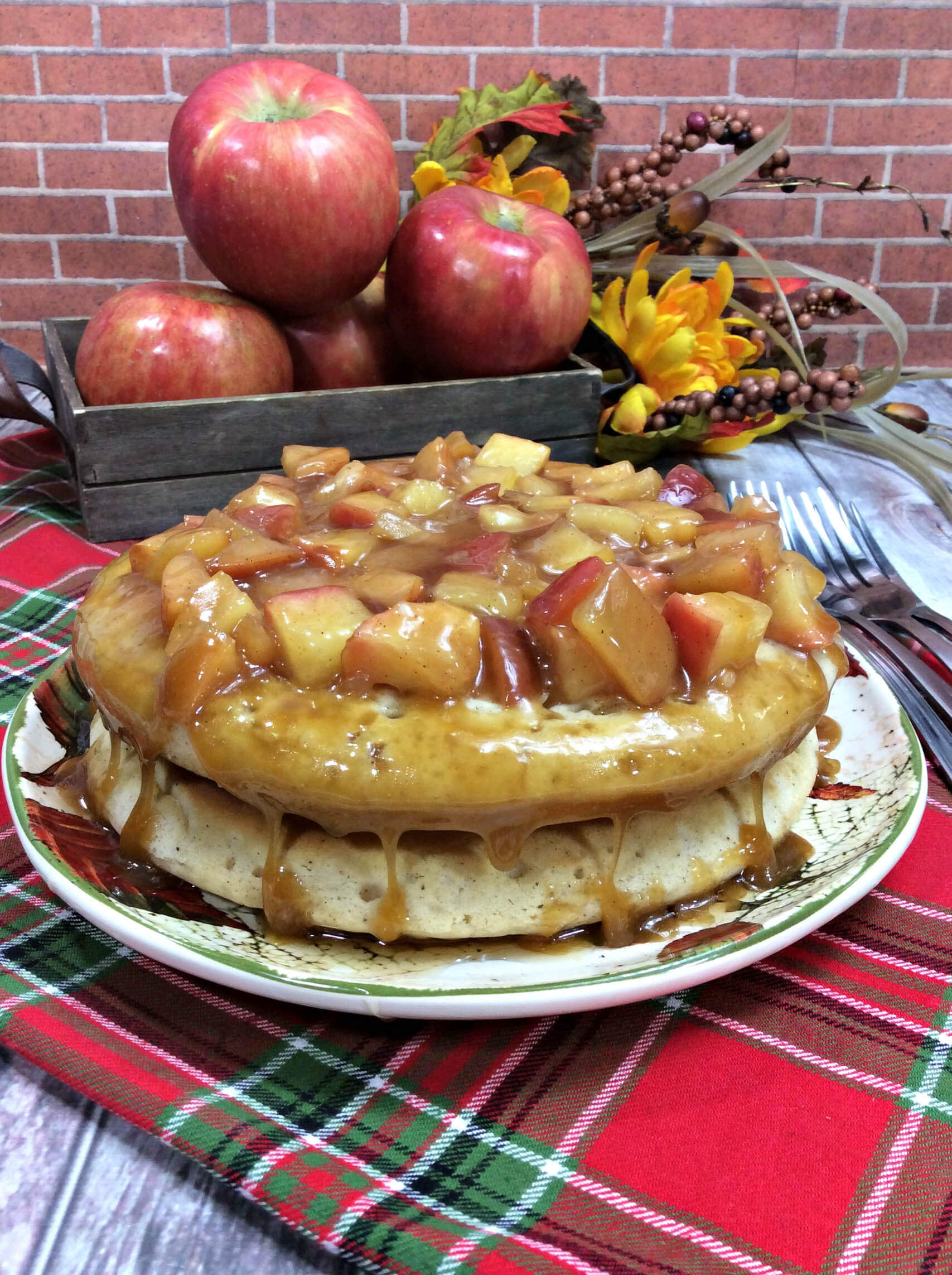 Apple Pie Pancakes with Vanilla Maple Syrup