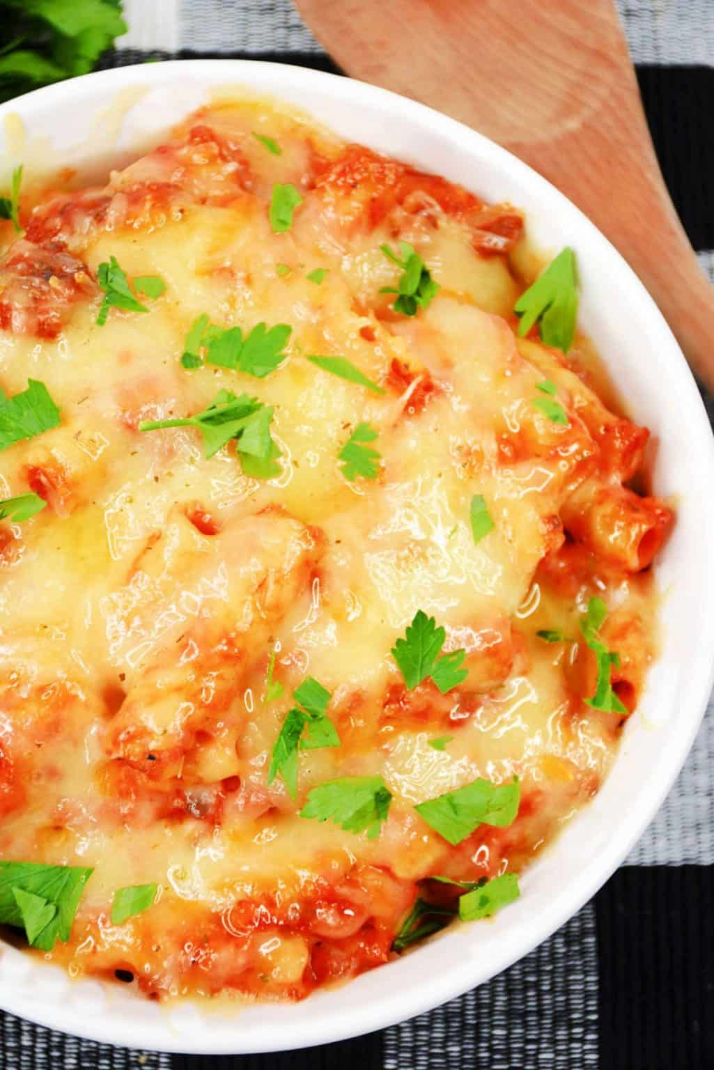 4 Ingredients Hamburger Casserole CheekyKitchen