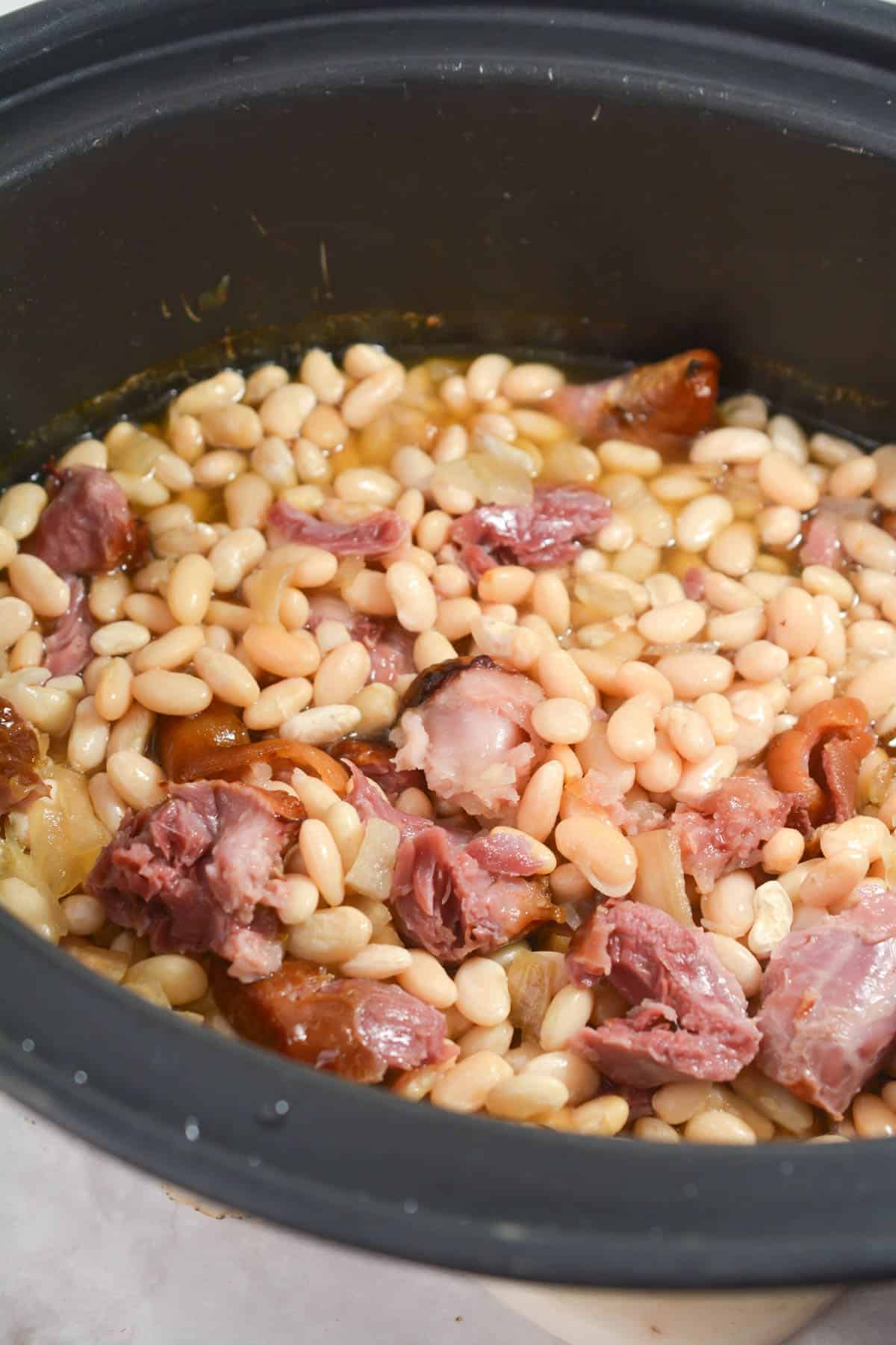 Great Northern Beans in the Crockpot 