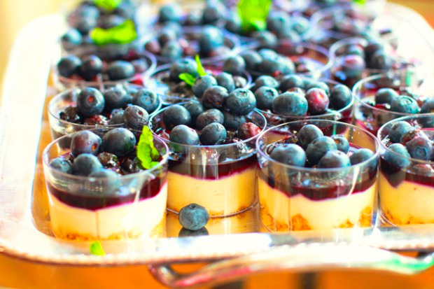 Vegan Tapas: Two-Bite Blueberry Cheesecakes