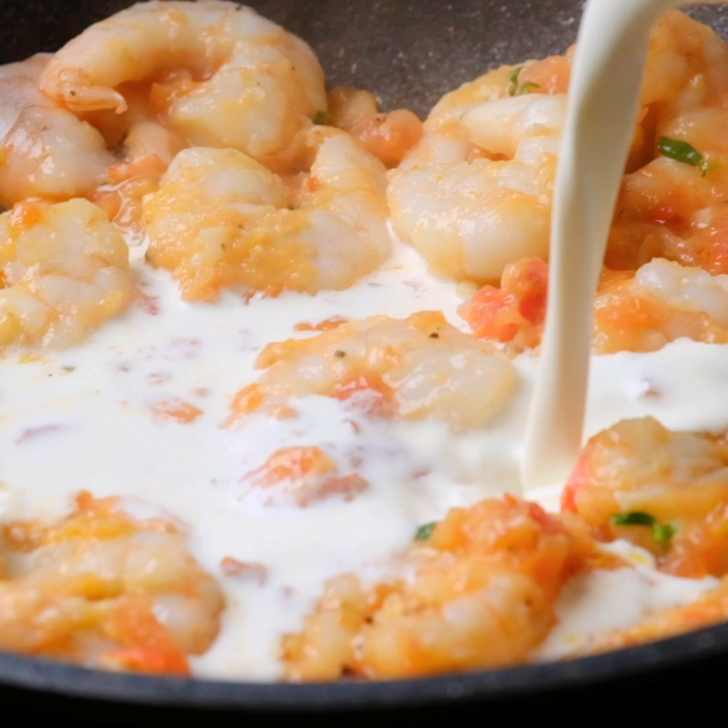 Cheesy Shrimp Tortellini Alfredo Skillet CheekyKitchen