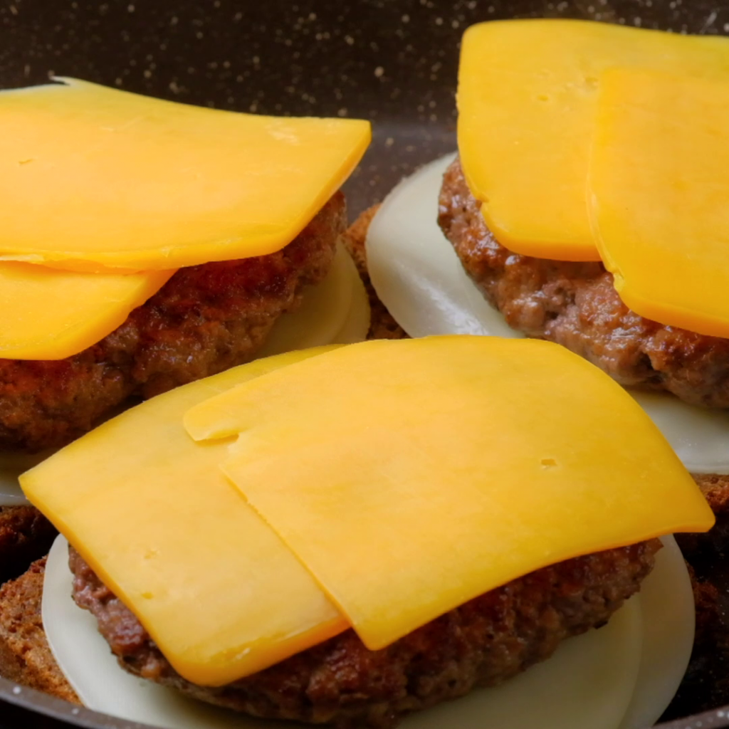 Patty Melts with Secret Sauce - CheekyKitchen