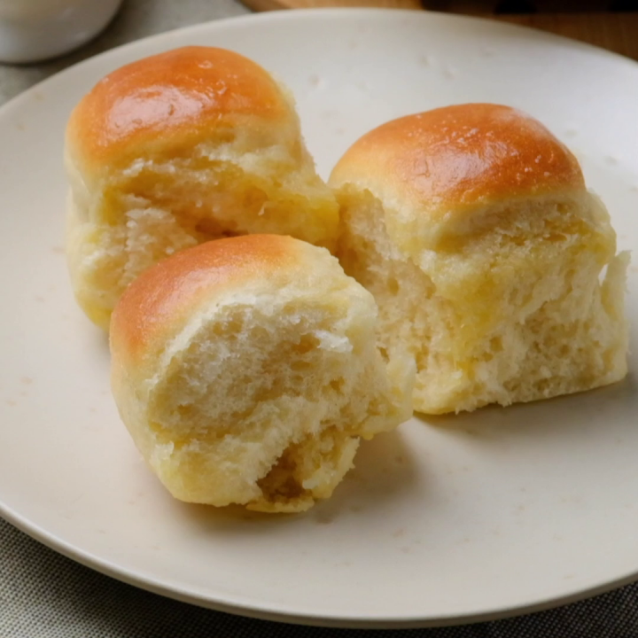 Soft Buttery Yeast Rolls