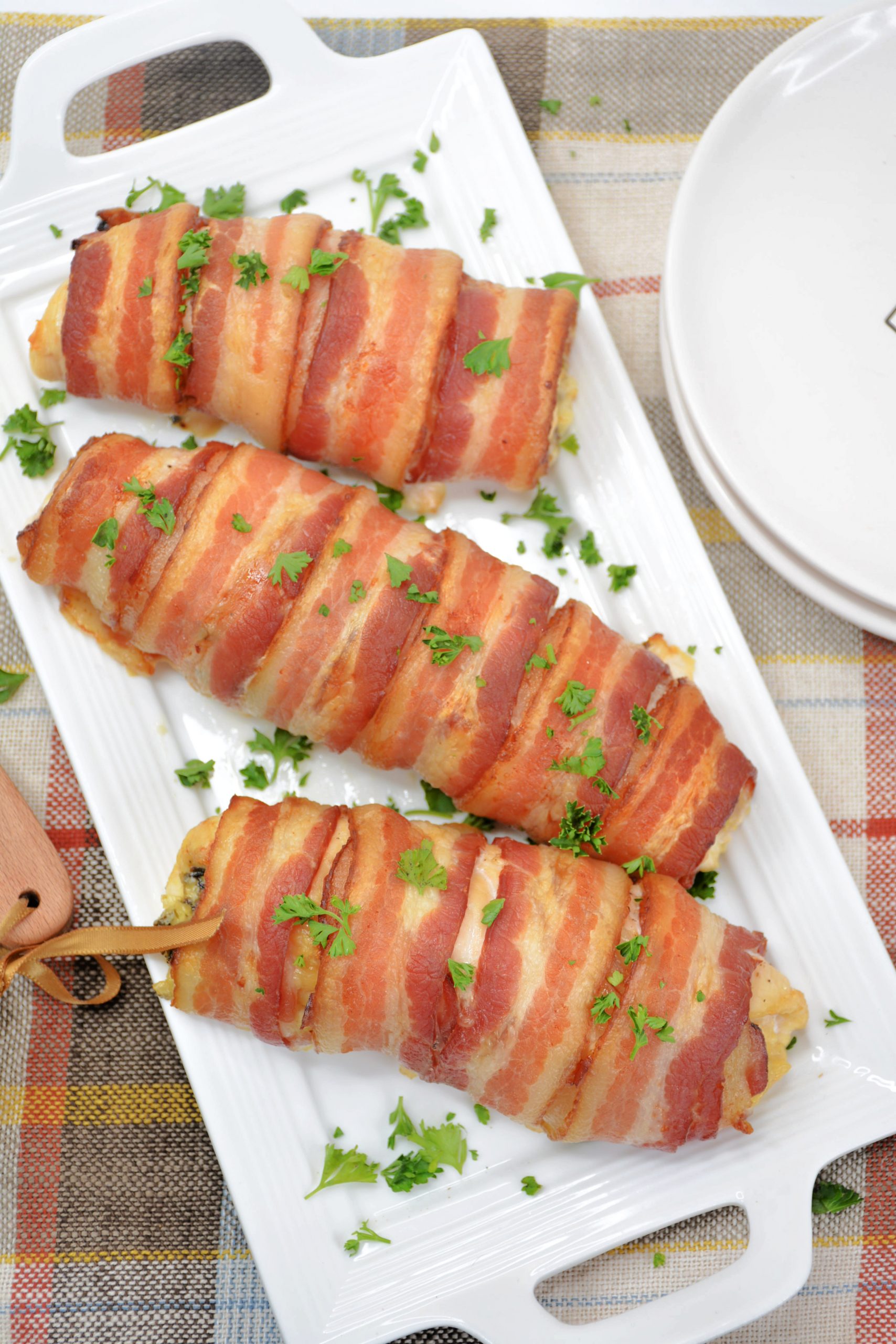 Bacon-wrapped stuffed chicken 