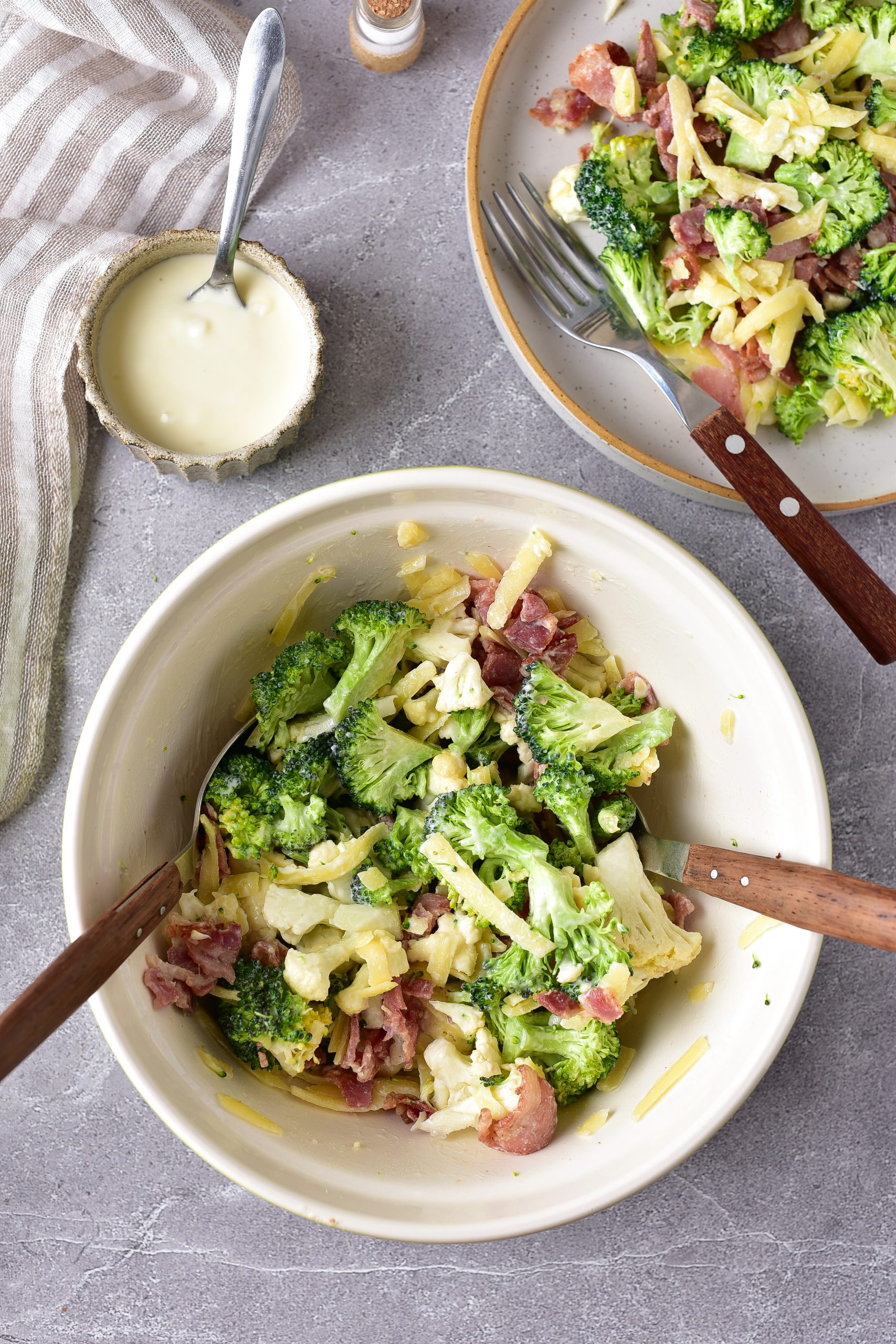 amish broccoli salad, amish broccoli cauliflower salad, amish broccoli cauliflower salad recipe