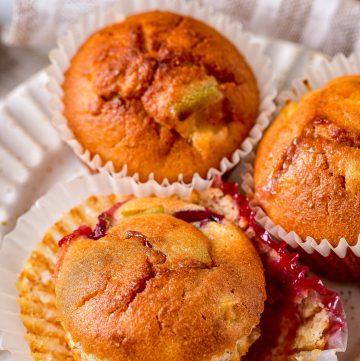 Explosive Fruit Muffins, fruit explosion muffins, fruit explosion muffin recipe, muffin explosion de fruits