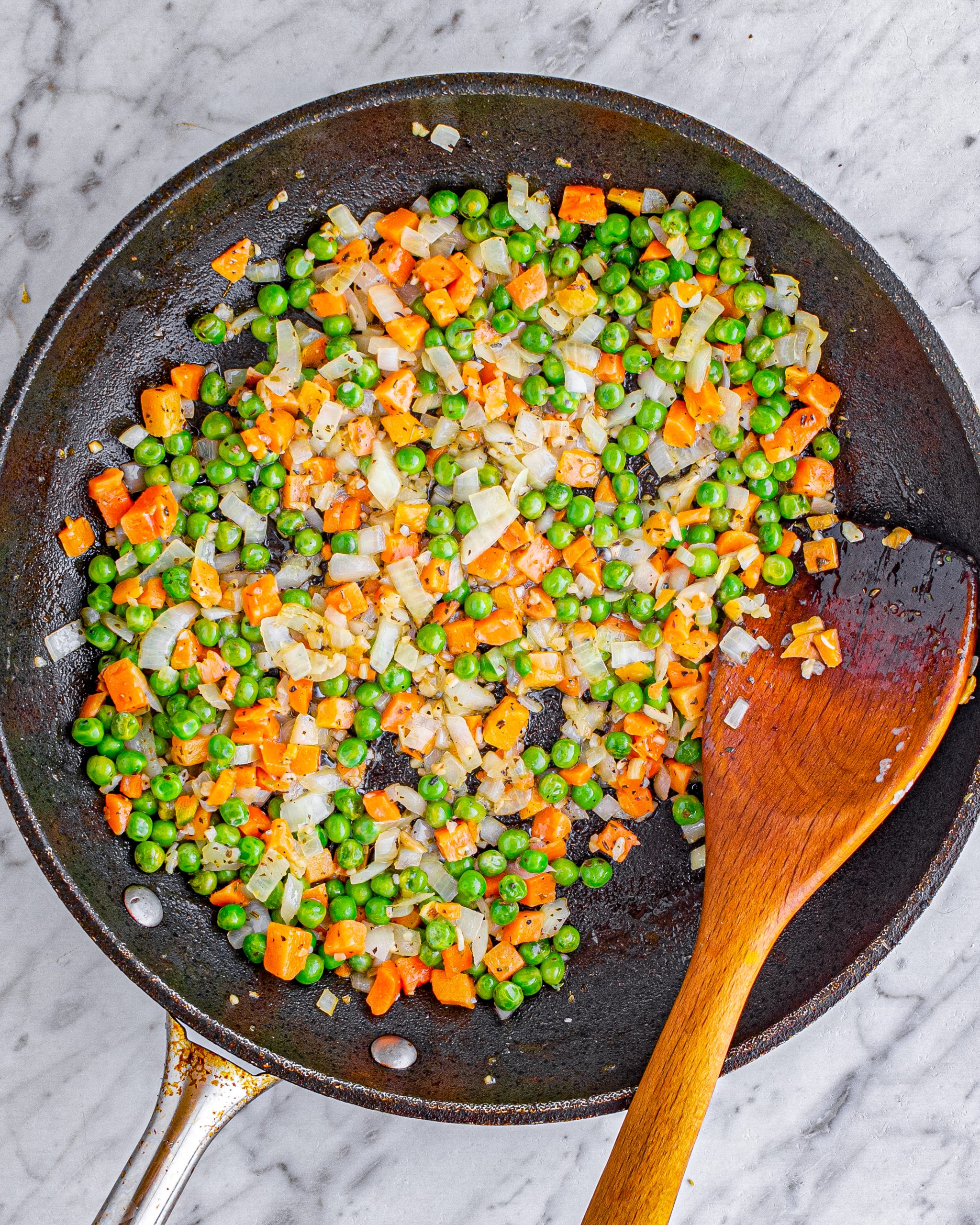 Chicken Pot Pie Noodle Skillet CheekyKitchen