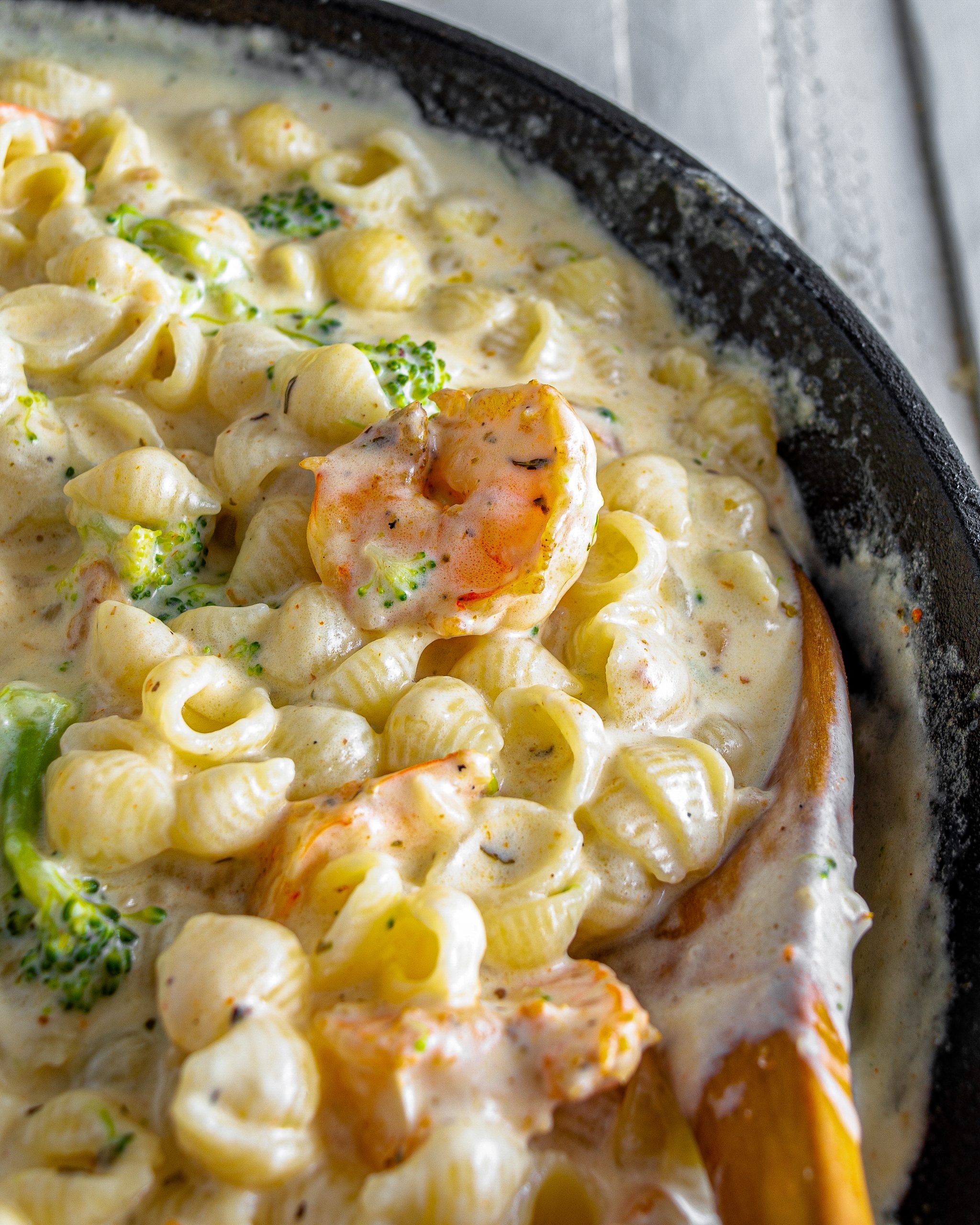 Shrimp and Broccoli Alfredo CheekyKitchen
