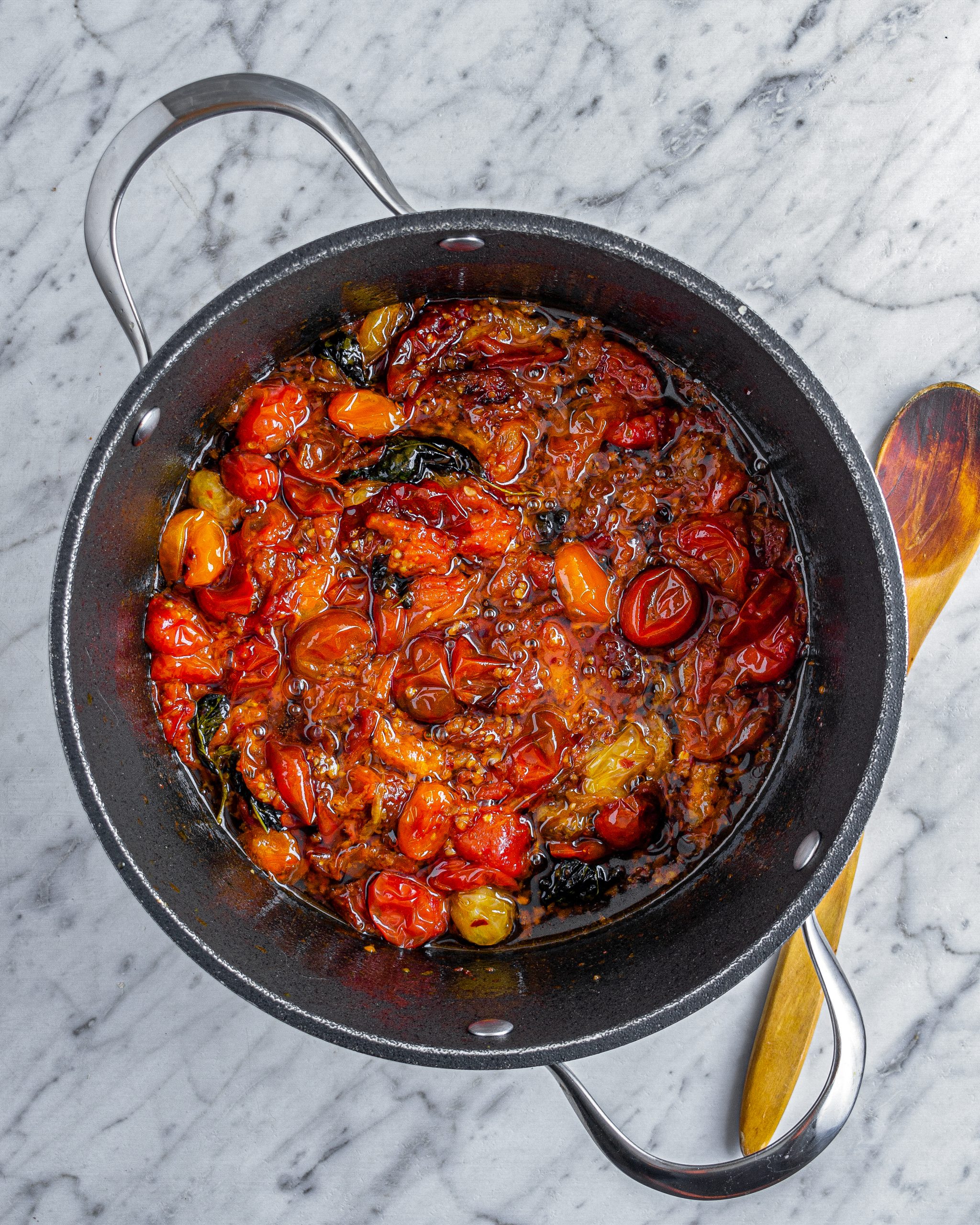 Spaghetti with Cherry Tomato Sauce - CheekyKitchen